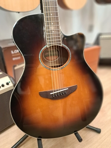 Yamaha - APX600 Violin Sunburst 2